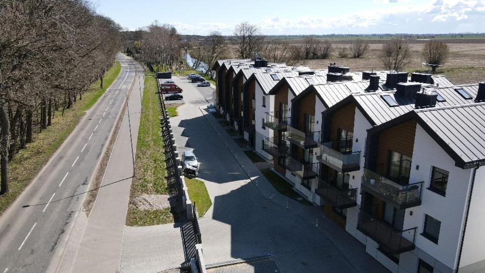 M&K Apartamenty Sailors Golden Yacht, Gdansk - Wyspa Sobieszewska Bagian luar foto